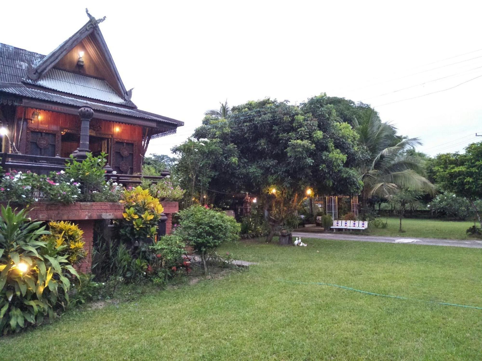 Oui Kaew Homestay パヤオ エクステリア 写真