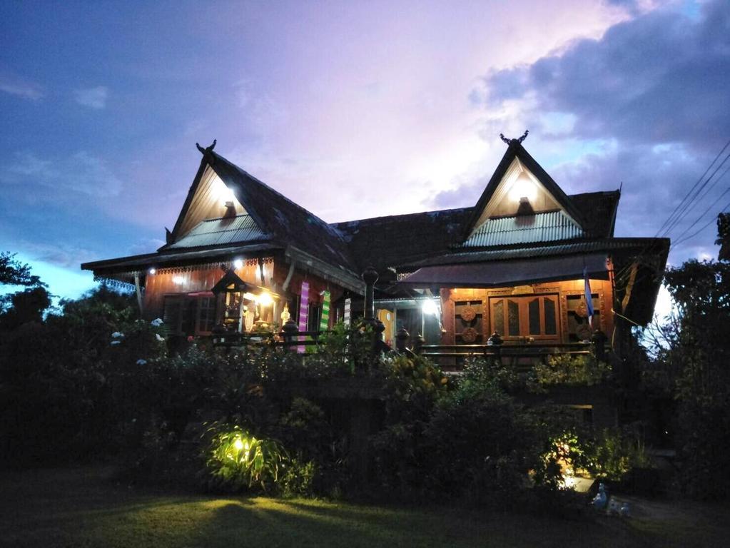 Oui Kaew Homestay パヤオ エクステリア 写真